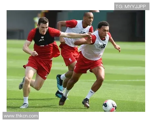 拜仁慕尼黑与利物浦激战正酣精彩比赛直播全程回顾与分析