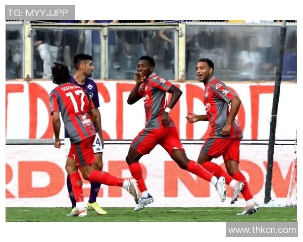 珀斯光荣对阵悉尼FC精彩比分动画回顾与分析 珀斯光荣对阵悉尼FC精彩比分动画回顾与分析